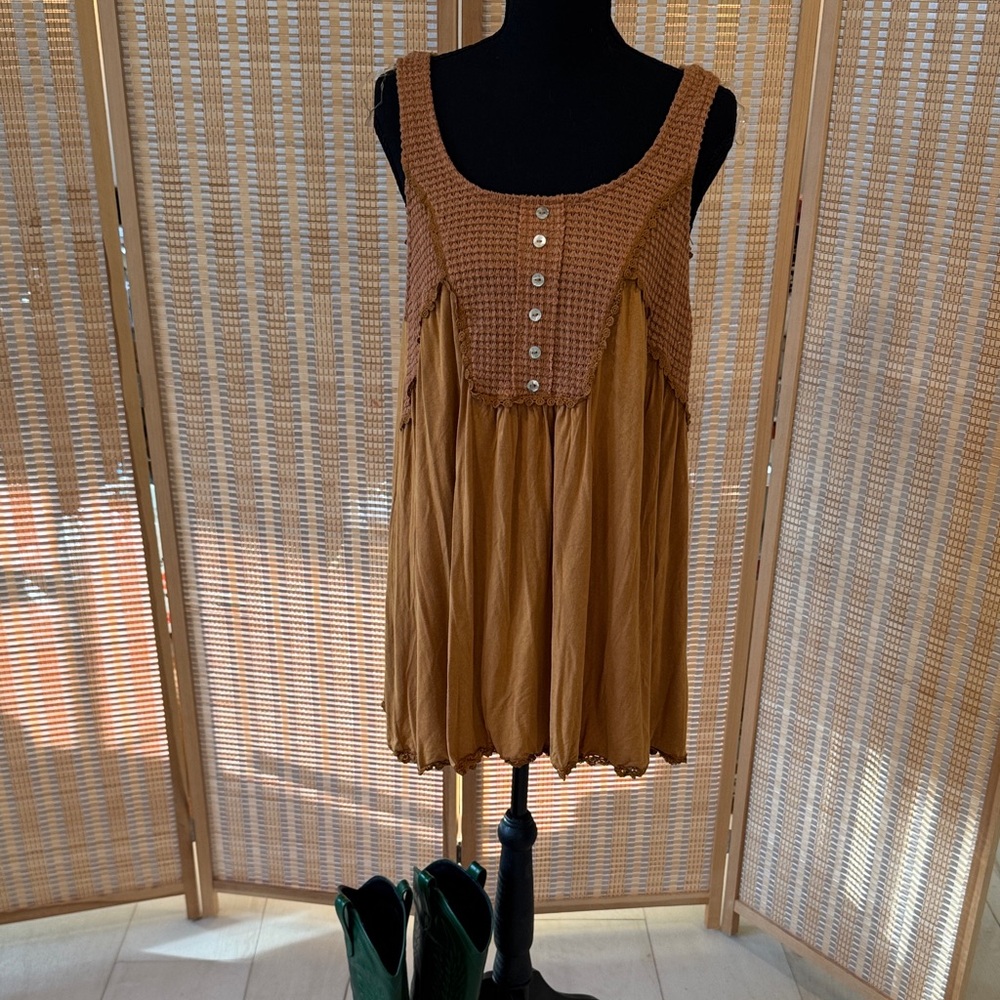 Three Bird Nest Burnt Orange Sleeveless Flowy Tunic Top